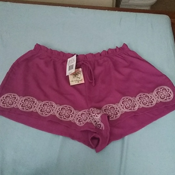 Short - Picture 2 of 2